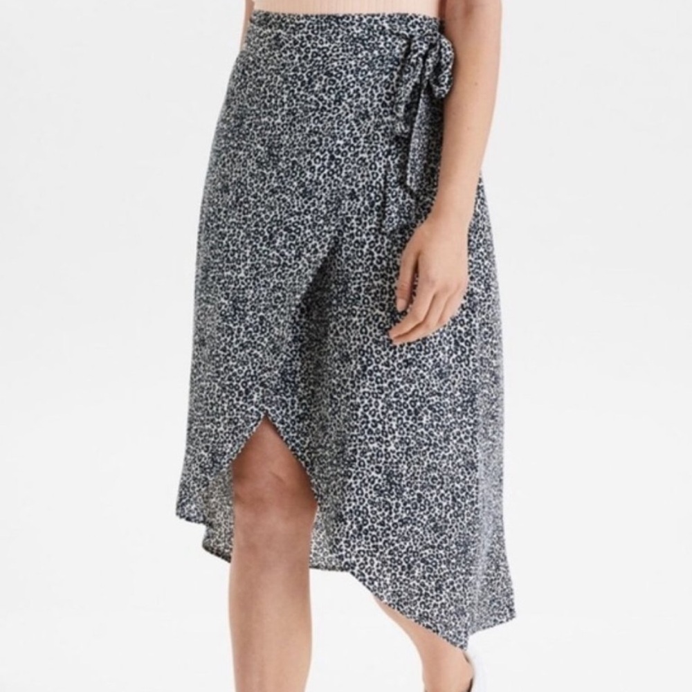 American Eagle Midi skirt